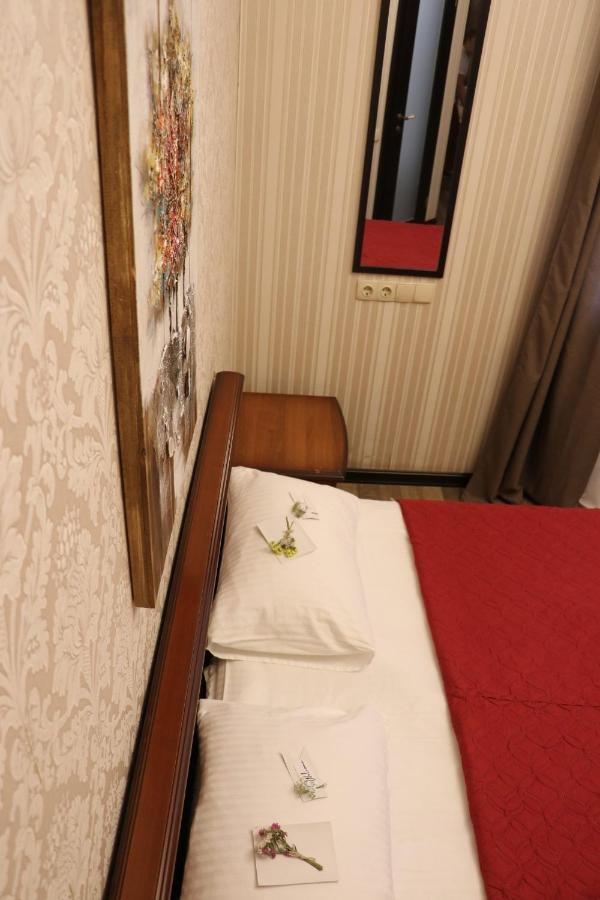Bogdanov Yar Hotel Kijev Kültér fotó