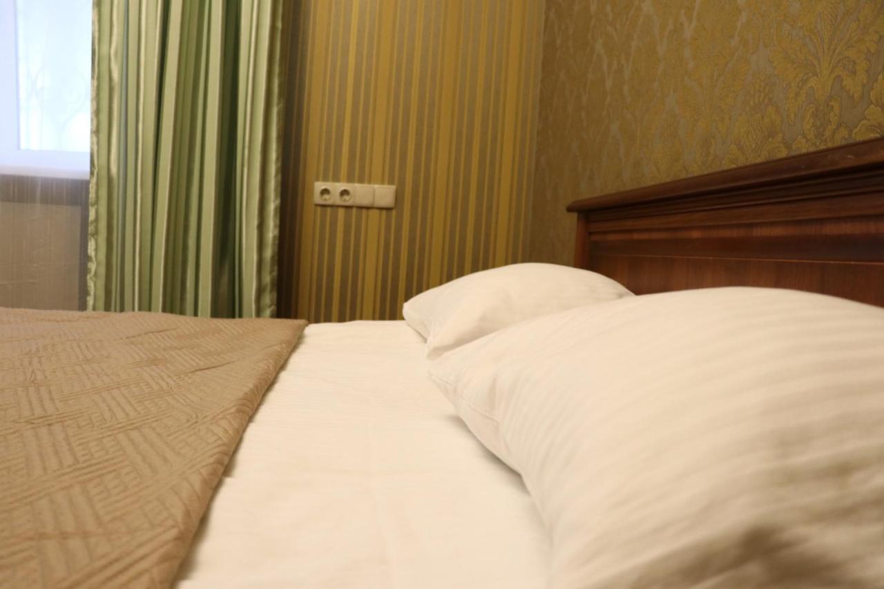 Bogdanov Yar Hotel Kijev Kültér fotó