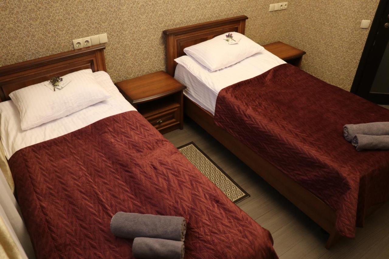 Bogdanov Yar Hotel Kijev Kültér fotó