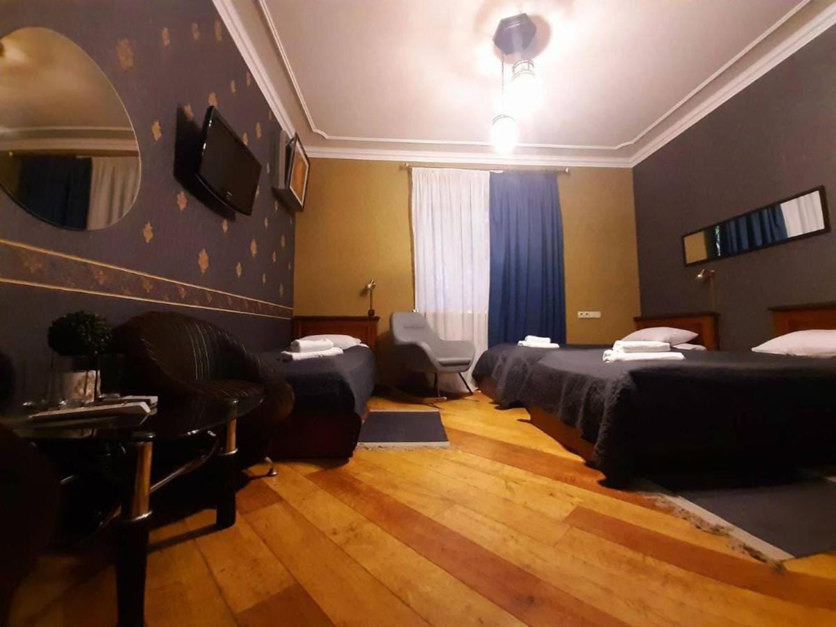 Bogdanov Yar Hotel Kijev Kültér fotó