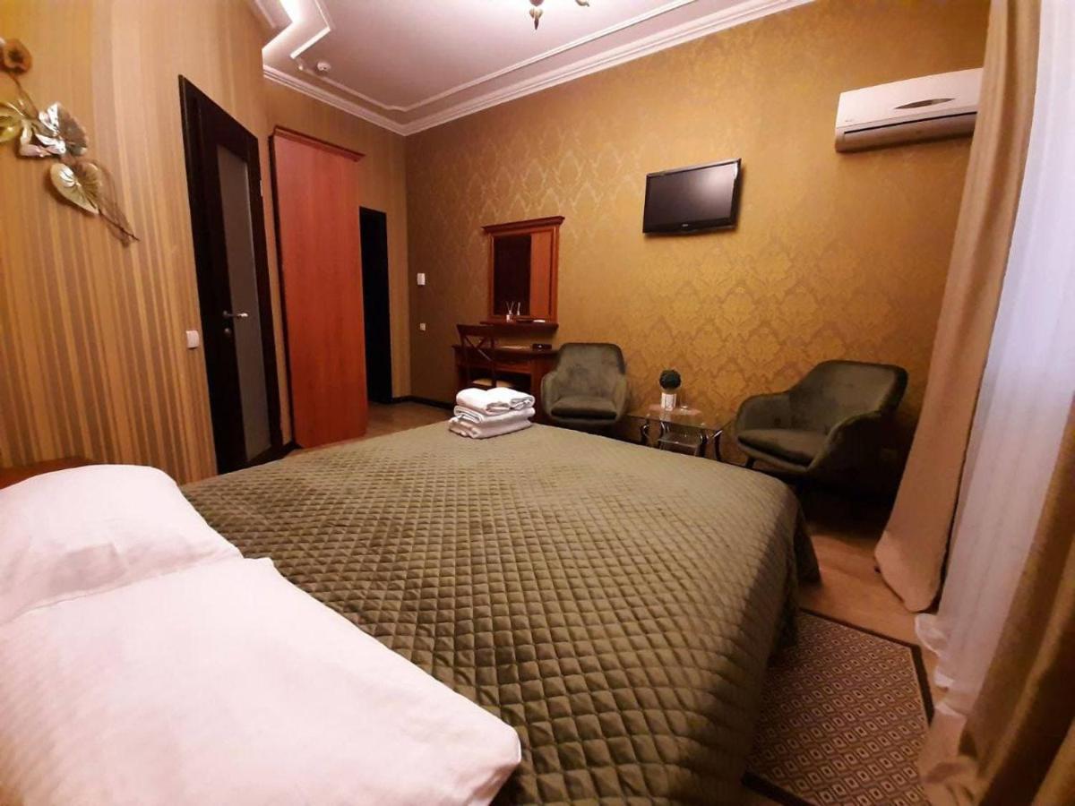 Bogdanov Yar Hotel Kijev Kültér fotó